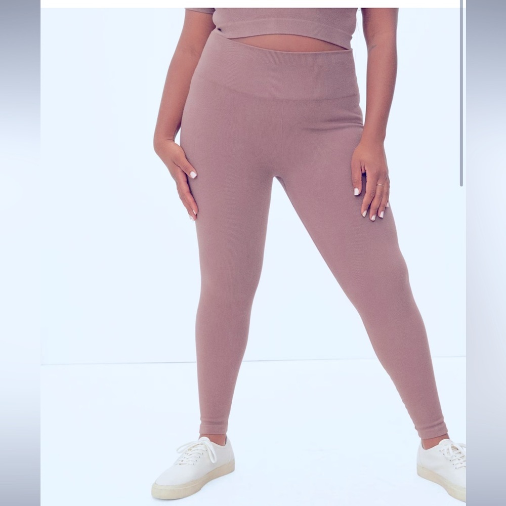 Everlane NWT Seamless Leggings Organic light purple ribbed